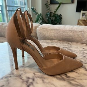 Steve Madden Pointed Toe Nude Heel with Ankle Strap